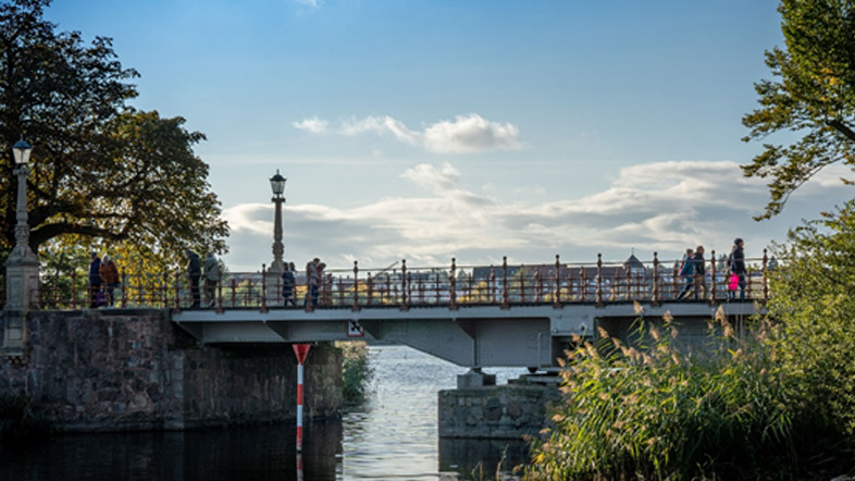 2021 Schlossgartenbrücke Schwerin